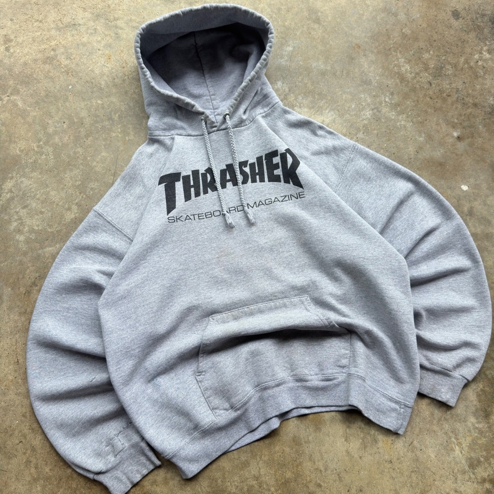 Vintage 90s Thrasher Hoodie Skateboard Magazine Distressed Skater Grey M (f10)